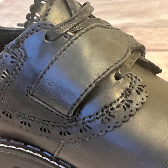 FLUEVOG 7th Heaven: Capellan - Black Genuine Leather Shoes - Picture 8 of 8